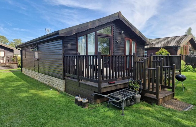 Cotswold Lakeside Lodge 27
