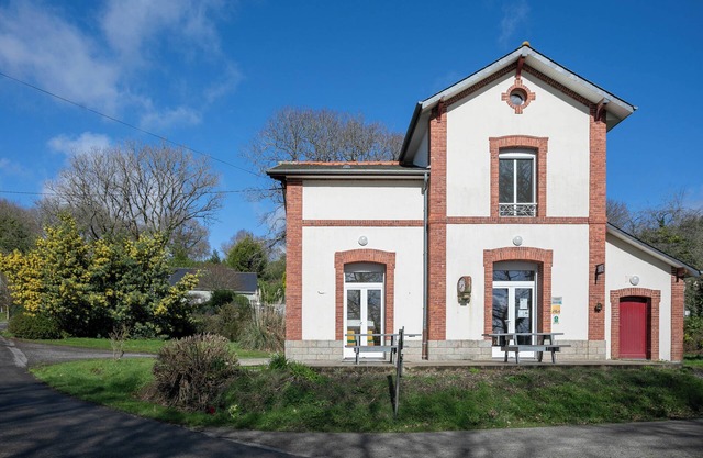 Cottage 'Gîte Ty Bris' with Shared Terrace, Shared Garden and Wi-Fi