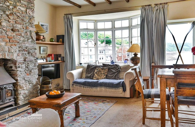 Cottage in Kingsand by Stunning Beach Views