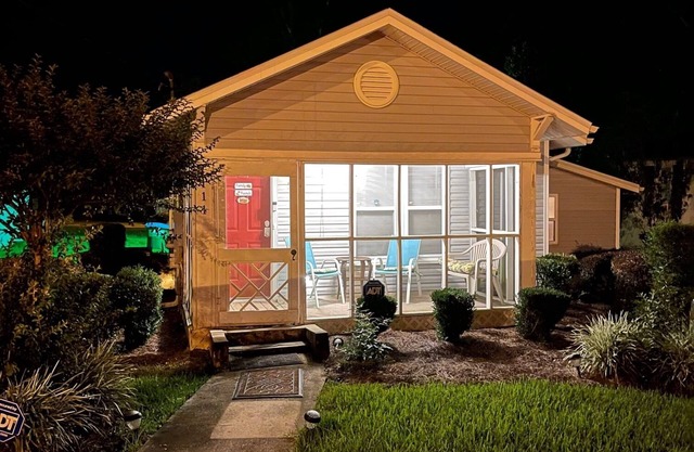 Cottage style home