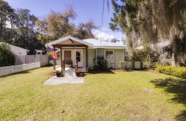 Cottages on Norris Unit A DOWNTOWN PET FRIENDLY