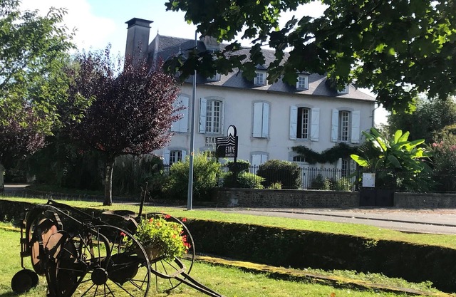 Country House "Etape En Barétous" with Private Terrace, Private Garden & Wi-Fi
