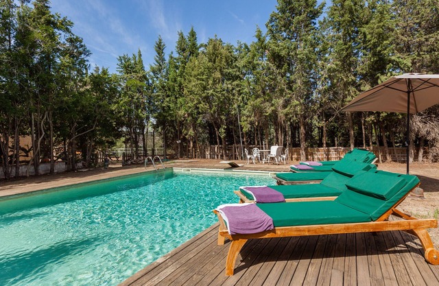 Country House "Masia del Siglo XVI" with Private Pool & Wi-Fi