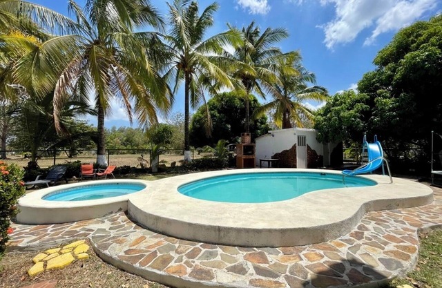 Country House with Swimming Pool + Billiards | Ideal for Families : Punta Chame