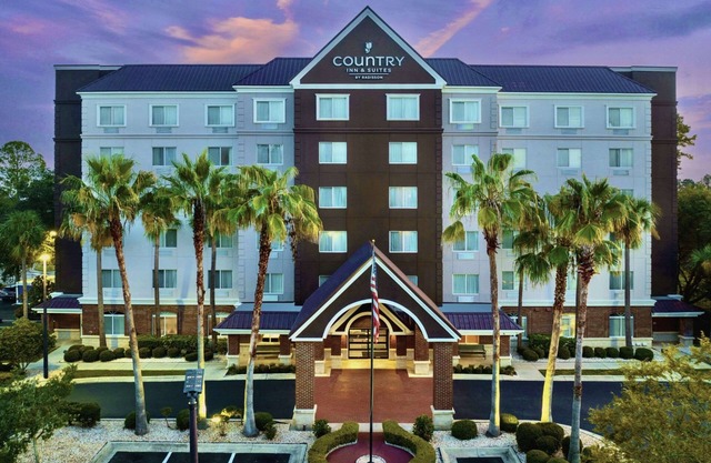 Country Inn & Suites by Radisson, Gainesville, FL