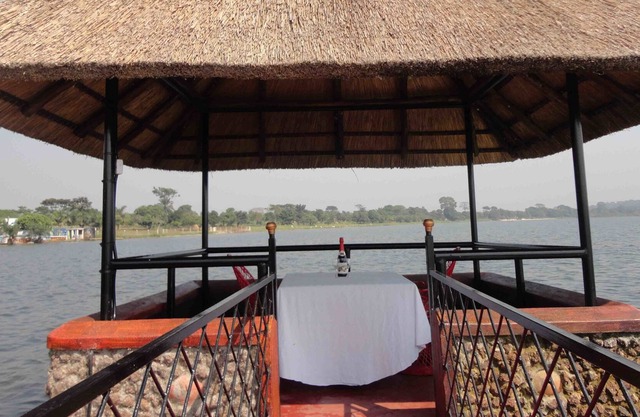 Country Lake Resort - Garuga