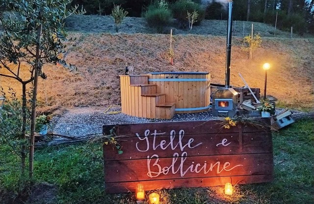 Country retreat in the northern Tuscan hills near 5 Terre