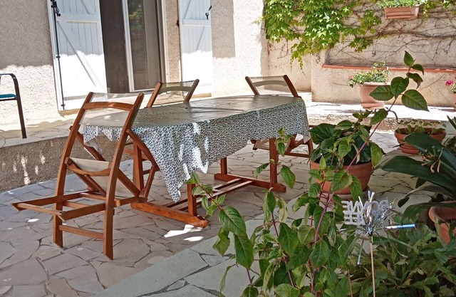 Country vacations: Catalpa self-catering cottage