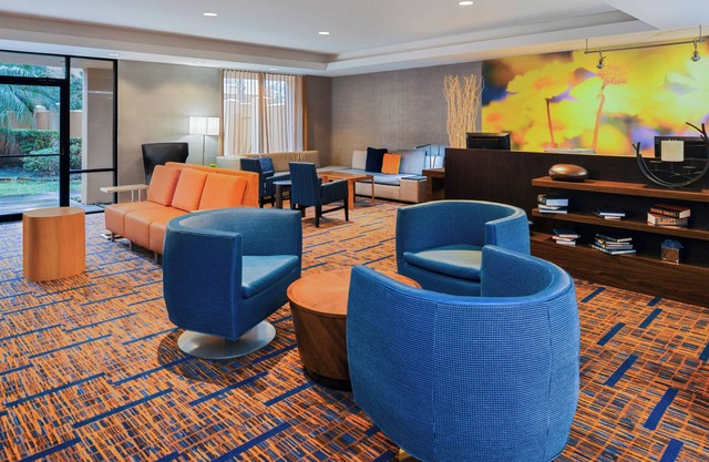 Courtyard by Marriott Beaumont
