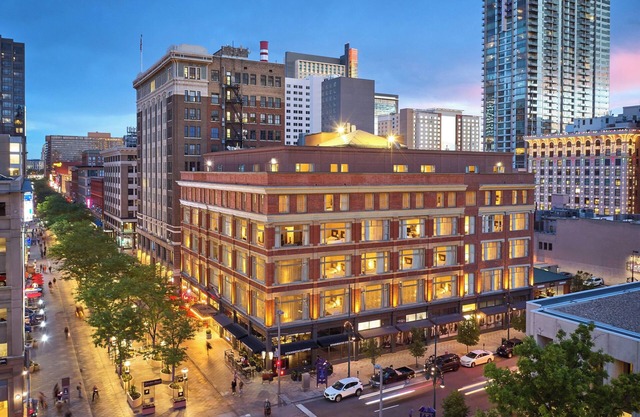 Courtyard by Marriott Denver Downtown