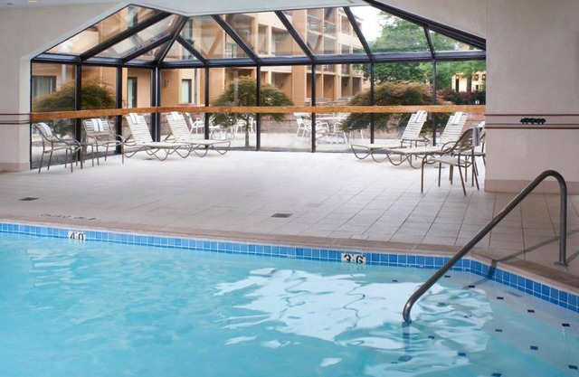 Courtyard by Marriott Lexington North