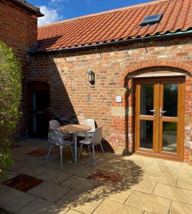 Covenham Holiday Cottages - Squirrel Cottage