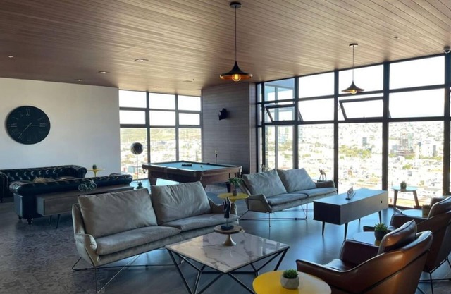 Cozy 1-bedroom apartment in awesome Tijuana DOWNTOWN with fitness room, WiFi