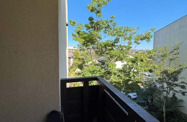 Cozy 1-bedroom condo with fitness room, WiFi in pleasant San Diego