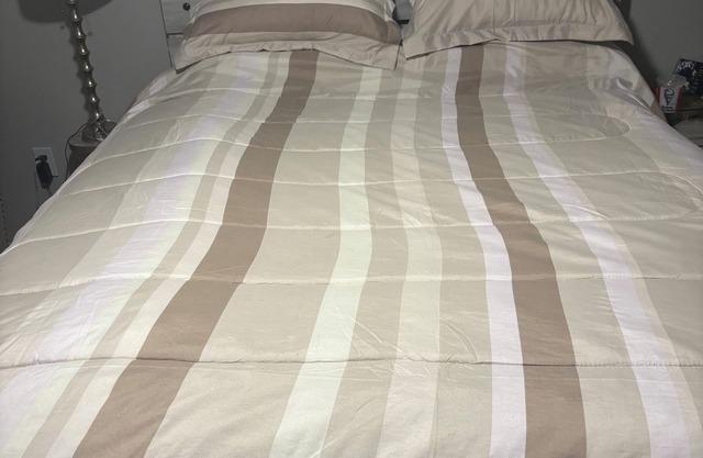 Cozy 2-bedroom apartment with AC and WiFi in nice Kennesaw