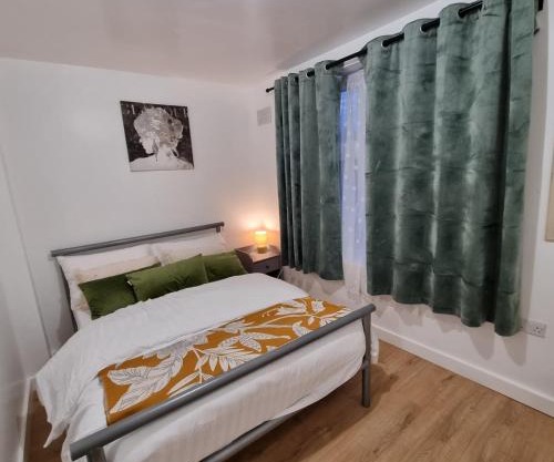 Cozy 2 Bedroom Flat