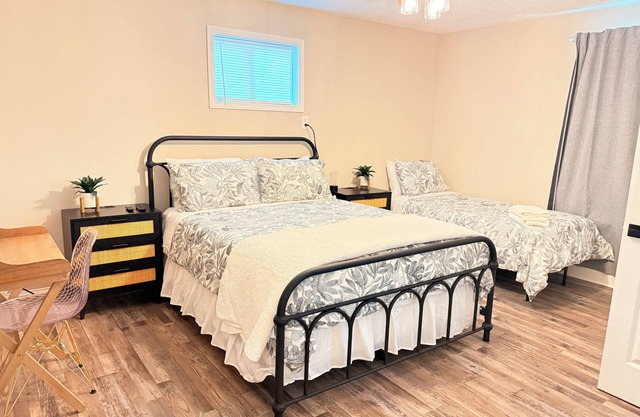Cozy 2 bedroom Home by St. Jude & I-40. Downtown-Memphis