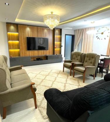 Cozy 3 Bedroom Apartment near Eko Hotel