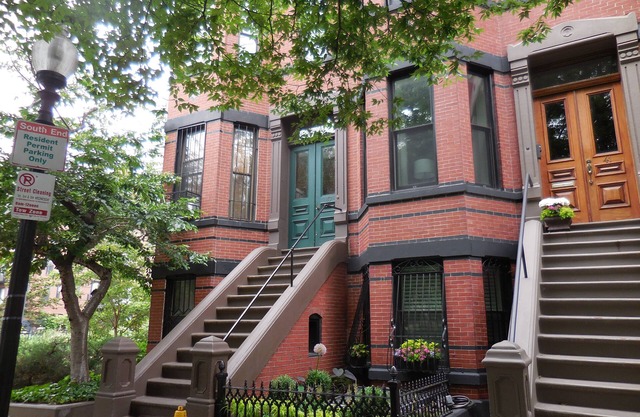 Cozy, Adorable 1-bedroom apartment - in tourist area. Sleeps 4