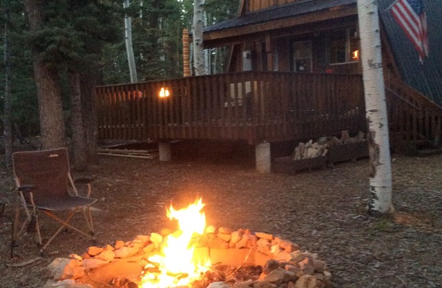 Cozy and rustic cottage in Duck Creek Village