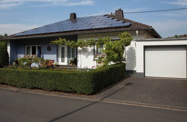 Cozy Apartment in Niederehe Eifel near Forest