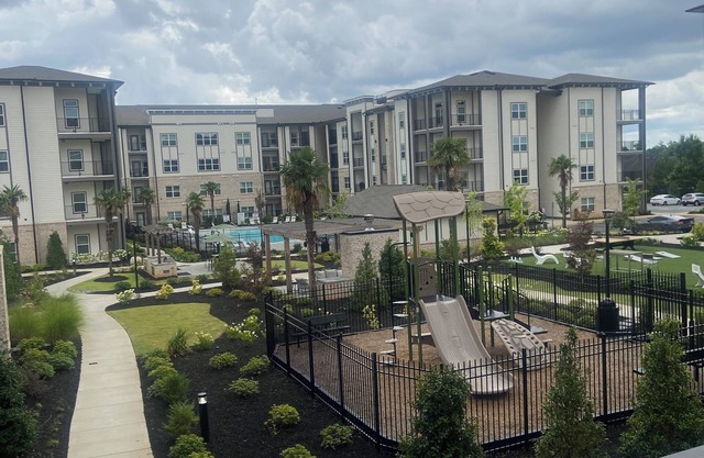Cozy apartment in peaceful McDonough with fitness room, AC, WiFi included pool