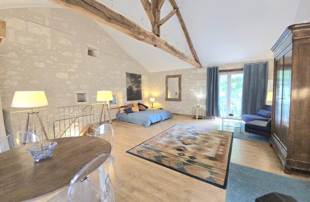Cozy apartment in the heart of Brantôme, private terrace