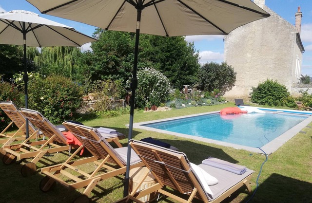 Cozy bed and breakfast 10 mn from beaches and main sites of the 1944 landings.