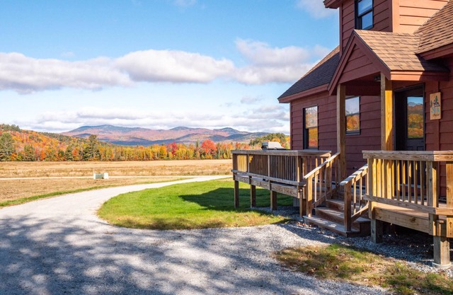 Cozy Chalet with Wonderful Views, Game Room