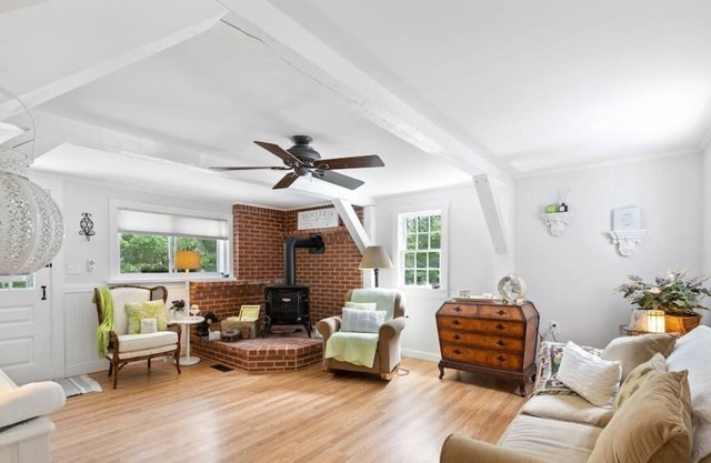 Cozy Cottage next to Longlook Farm near Lake Winnisquam