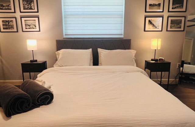 Cozy Downtown Retreat/Walk to Marina & Main St!