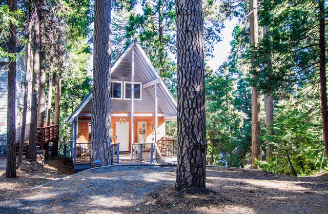 Cozy Fairytale Cabin