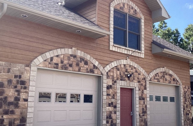 Cozy guest house in the Black Hills with Spectacular views!