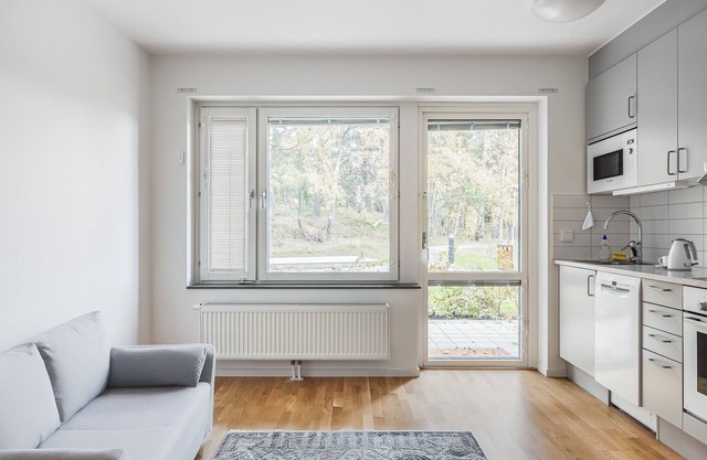 Cozy Haven Minutes From Central