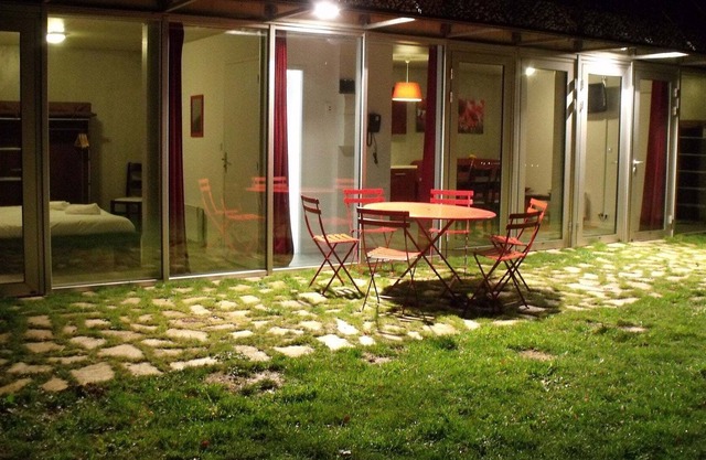 Cozy holiday home in hilly landscape near Brive