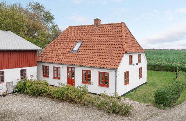Cozy home in Sydals with WiFi