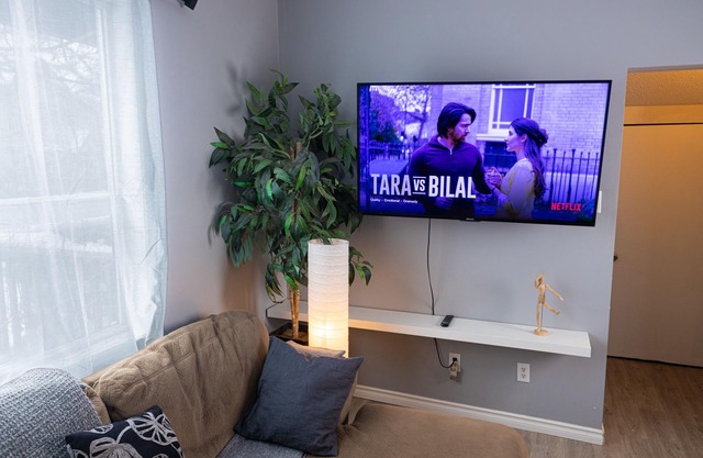 Cozy Home in the Heart of Downtown Winnipeg