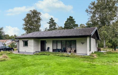 Cozy Home In Tvååker With Wifi