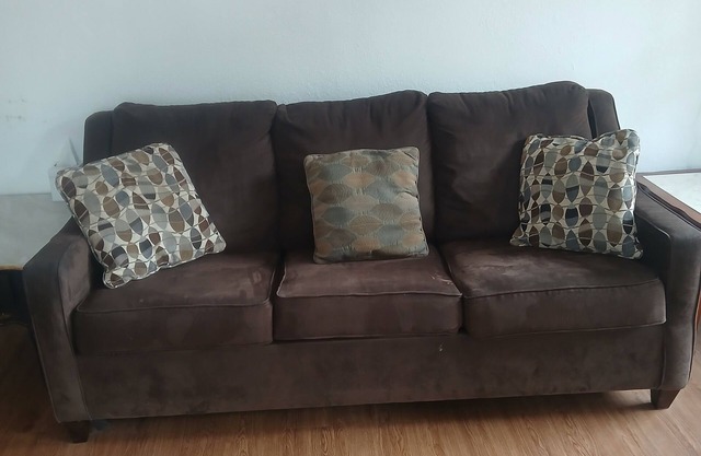Cozy hotel suite in peaceful Mayo with AC, WiFi, fitness room