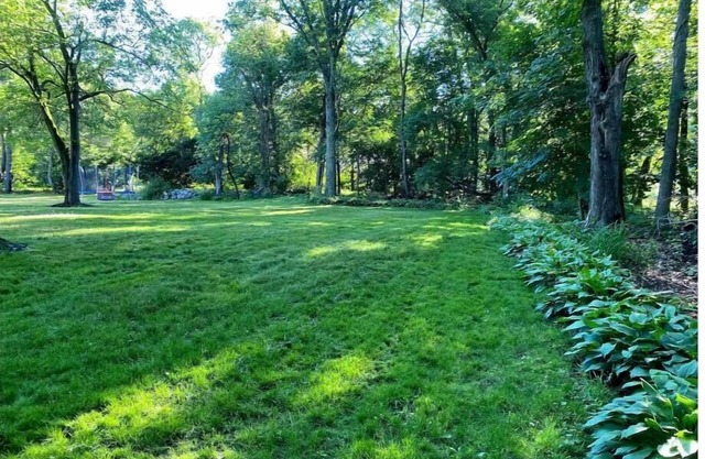 Cozy Lexington MA Home, Spacious, Backyard, Pet & Child Friendly, Free Parking