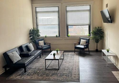 Cozy Loft near Playhouse Sq, Rock Hall, Clinic, CSU