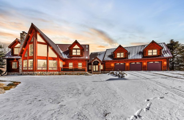 Cozy, Michigan Lodge w/ 20+ Acres and a Private Fruit Tree Orchard