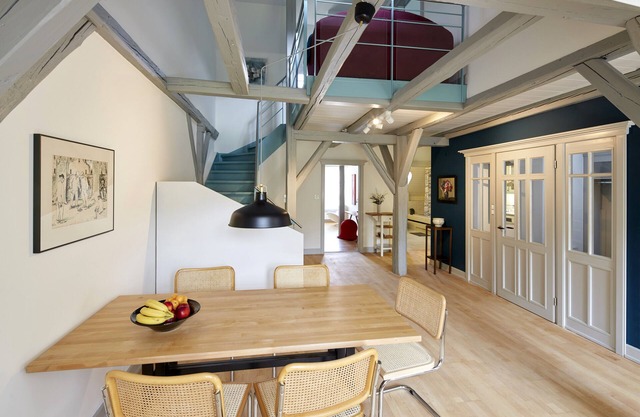 Cozy old town penthouse in the middle of the rose town of Bischofszell