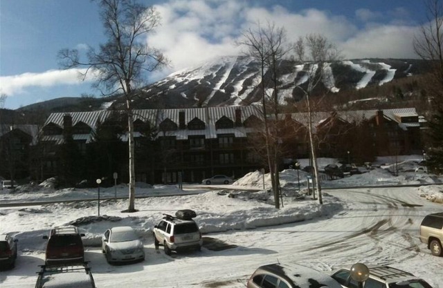 Cozy~ON LIFT~Studio~Sugarloaf Views~Walk to it All!