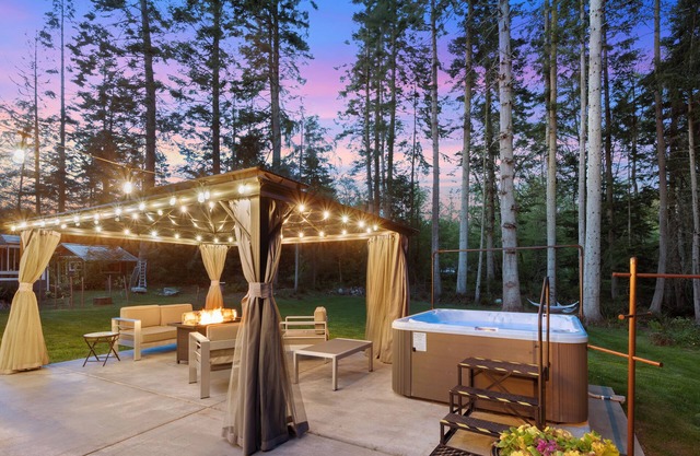 ♿️Cozy/Peaceful/Bright 🏡 Hot Tub + Private Beach