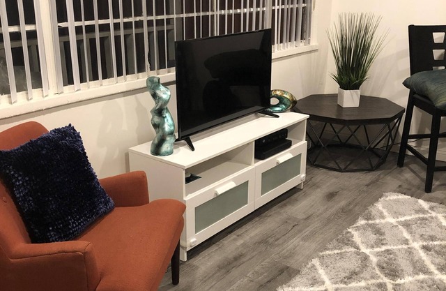 Cozy Private Fully Renovated 1 BR Home!