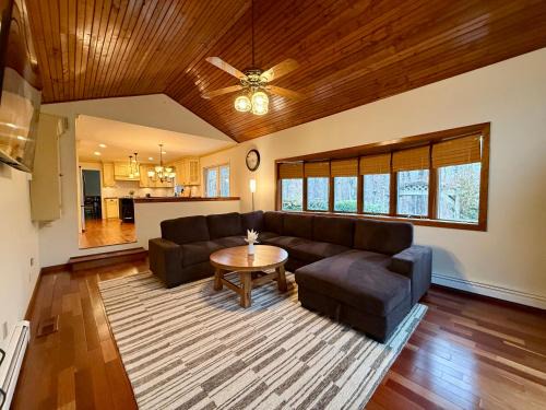 Cozy & Private Retreat Near Atlantic City!
