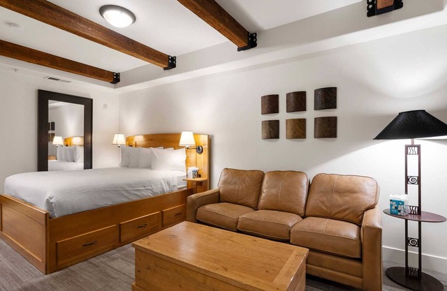 Cozy Room | Fireplace, Pool, Hot Tub & Prime Walkable Location