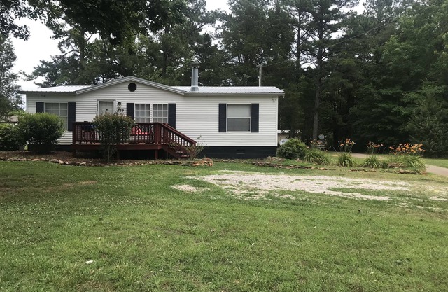 Cozy & Spacious Home minutes From Lake Gaston