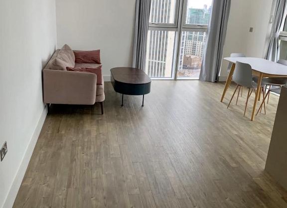 Cozy & Spacious One Bedroom Flat